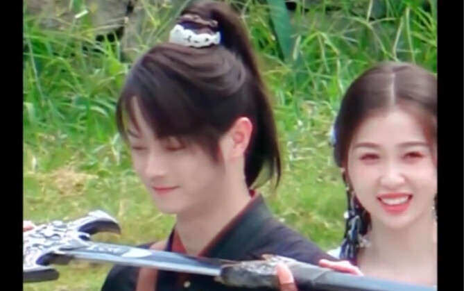 Reuters dari lokasi syuting drama baru Xu Kai dan Yu Shuxin The Legend of Sword and Fairy: Six Praye