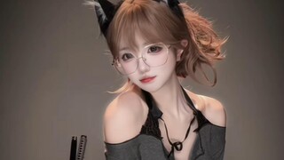 Meo! Nhanh vuốt đầu tớ đi!