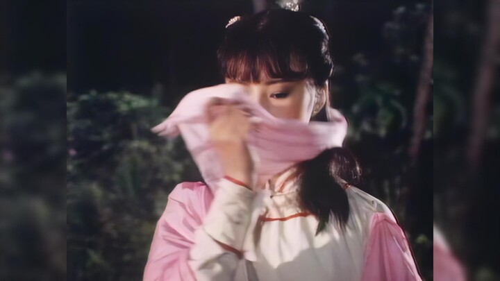 Astaga! Selain kemampuan bertarungnya, dia juga cantik
