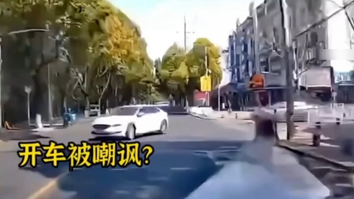 รวมพฤติกรรมสุดเกรี้ยวกราดของมนุษย์!