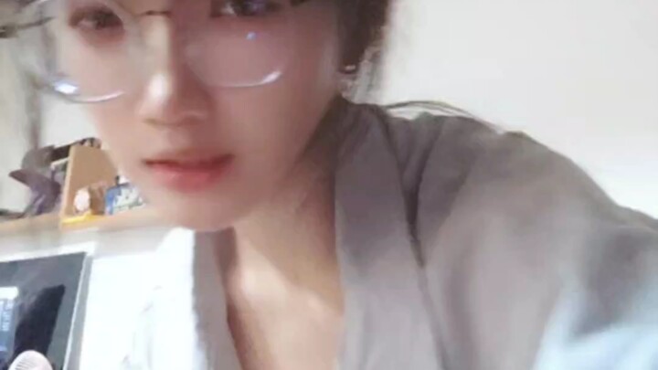 Pembuat Lagu "Goyang Rumput Dong"