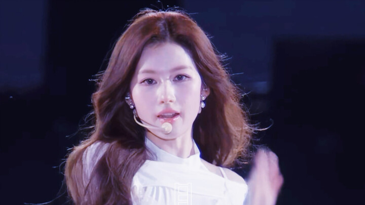 แสงจันทร์อ้อยอิ่ง｜ซาสึกิ แสงจันทร์ขาวแห่งนิวเนชั่นนอล