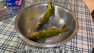 A warm man who still eats seafood in Inner Mongolia