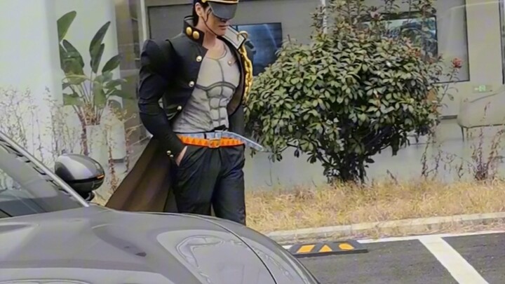 When I Cosplay as Jotaro to Pick Up My New Car: The Xiaomi SU7