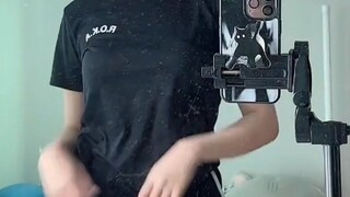 张娜英