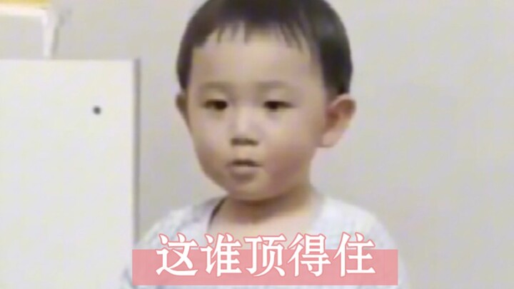 Little girl silences the little boy’s crying with one move.
