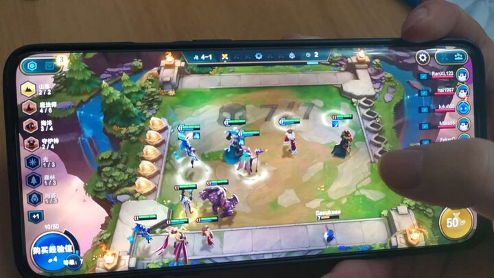 【Meme TV13】LOL Mobile's Teamfight Tactics has entered open beta! What’s it like to play chess on you