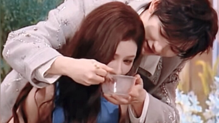 إذا هذا مش مسلّي؟ بس إذا بدك تسلّي، فهذي حقًا أدب كلاب الأخت في عالم الترفيه الحقيقي!