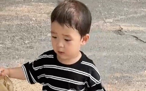 เถียวเถียวกับเสี่ยวไป๋