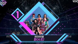 Decade-spanning girl group! Congratulations to (G)I-DLE on earning their 10th No. 1 with their new s