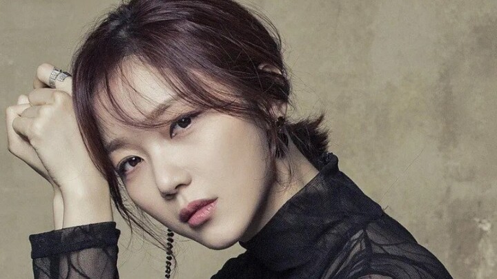 Korean action film: vividly portrays the treachery of high society (Episode 1)