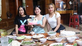 MỘT NGÀY ĐẶC BIỆT CỦA EM GÁI MƯỜNG KHÔNG SAY KHÔNG CHO VỀ