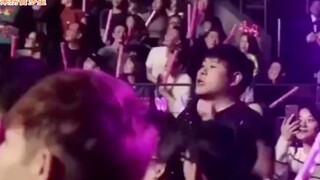演唱会上戏超多的粉丝