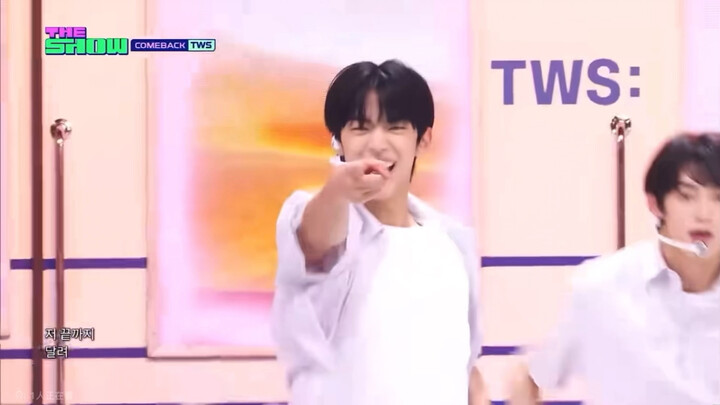 ท่อนที่ชอบที่สุดในเพลงนี้ จู่ๆ สุนัขตัวน้อยของคุณก็โผล่มา!