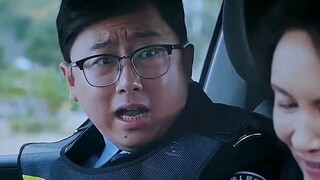 Bibinya pergi ke sekolah mengemudi untuk belajar mengemudi, tapi dia membuat seluruh sekolah mengemu