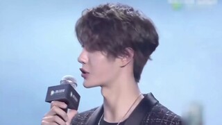 【หวางอี้ป๋อ】ปฏิเสธธุรกิจและเอาอกเอาใจแฟนๆ อย่างเงียบๆ | คุณเข้าใจความอ่อนโยนของผู้ชายเท่ๆ ไหม?