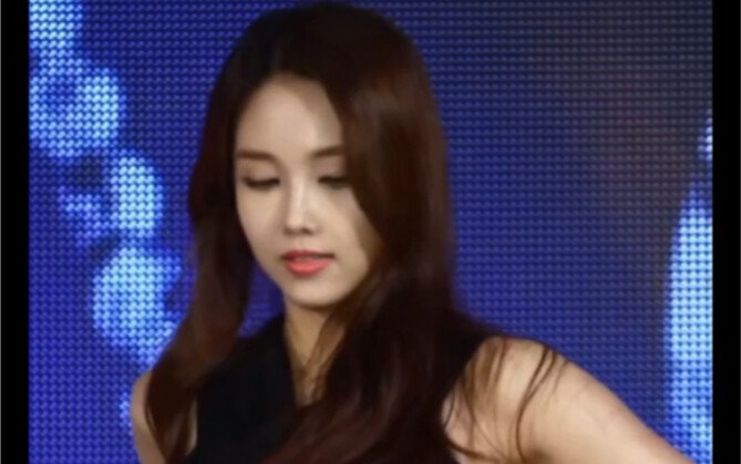 @Fiestar How many people would like to marry a goddess like Lin Minzhi?