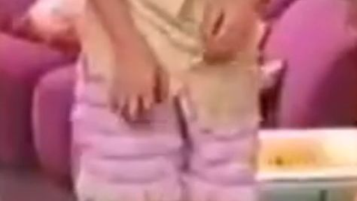 SNICK PANTSED KYLE
