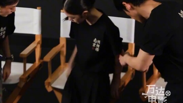 Old Jin from “Parallel Universes,” along with his wife and daughter, might actually reunite in Janua