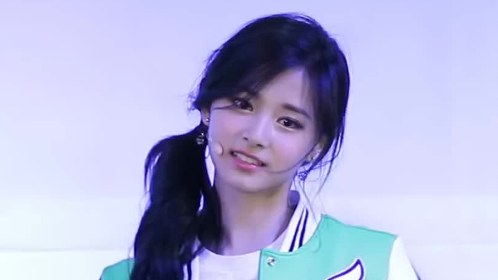 มิวสิกวิดีโอสดในดวงใจของฉันที่มียอดวิวหลักล้าน | คุณดูไม่ออกเสน่ห์ของโจวจื่อวีเหรอ? ถ้าอย่างนั้นต้อง