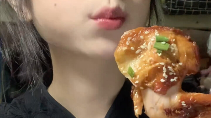 دجاج مشوي لذيذ اضطر للعمل مبكرًا