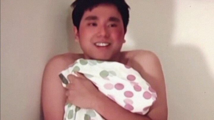 Watching “Don’t Leave, Brother Jie” with a Fake-Smile Filter 2