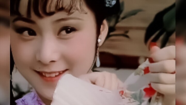 In old dramas, the maids looked like ladies; in today’s dramas, the ladies look like maids.