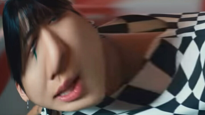 sTrAy kIdS-cIrCuS