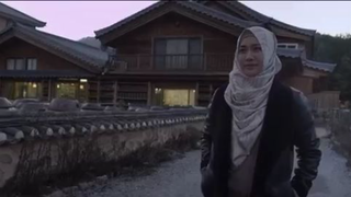 Jilbab Traveler Love Sparks In Korea