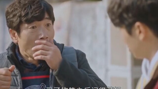 那年我们：第14集（中字）小雄偷偷给爸爸塞了很多钱，没有血缘关系的这对父子，他们却非常相爱