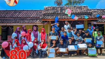 merayakan kemerdekaan Indonesia