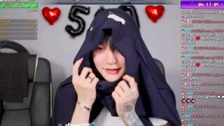 Who could resist a shy LP blushing bright red while dancing? 【bosungjun】cr:afreecaTV