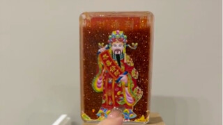 他光是站在那里 就占据了我所有的目光