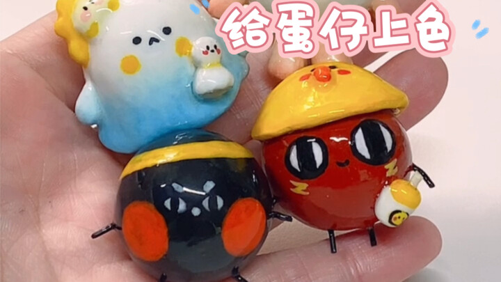 Come check out these adorable Eggies! ✨ Sharing some handy tips for coloring polymer clay. I’ve been