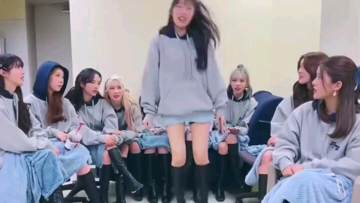 [WJSN] The Impolite "Underwear Attack"