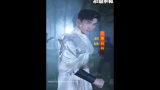 Setelah 5 tahun dipenjara Dewa Perang mendapatkan kembali ingatannya dan merencanakan balas dendam