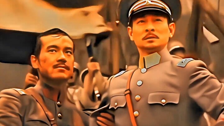 “แม่ทัพผู้ยิ่งใหญ่ที่ปกป้องประเทศ บุคคลคนแรกที่ฟื้นฟูสาธารณรัฐ!”