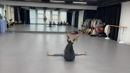 The full version and music video of "Luoyang Old Stories" are finally out!