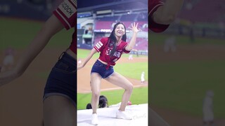 판타스틱베이비 인정 목나경 치어리더 Mok Nakyeong
