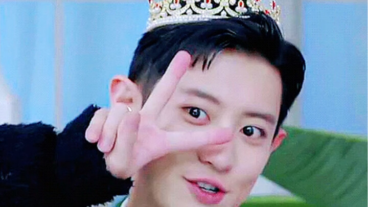 As long as Park Chanyeol sticks with this guy, he won’t have to worry about food, drink, or clothes!