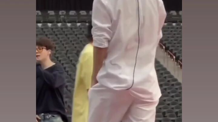 kim taehyung