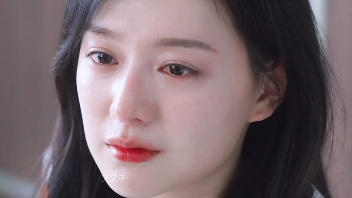 I was reduced to tears by Hae-in’s confession on her deathbed: “Actually, I never hated you. From th