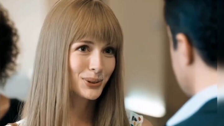 Saya bangun terlalu pagi dan percaya pada cinta lagi.