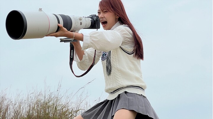 สาวน้อยดูเกรี้ยวกราดหน่อยๆ