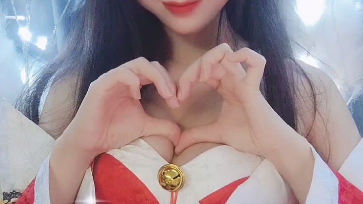 We only streamed for a short while today! 😰 After Fa Tiao went offline yesterday…