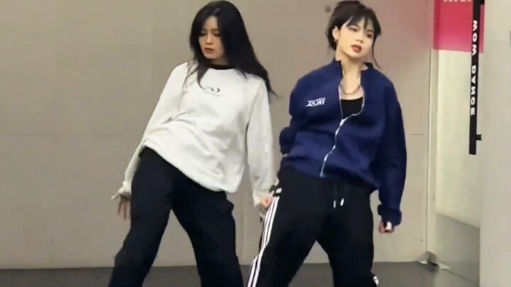 Tổng kết các điệu nhảy thịnh hành gây sốt khắp mạng, hãy để lại điệu nhảy bạn yêu thích ở phần bình 