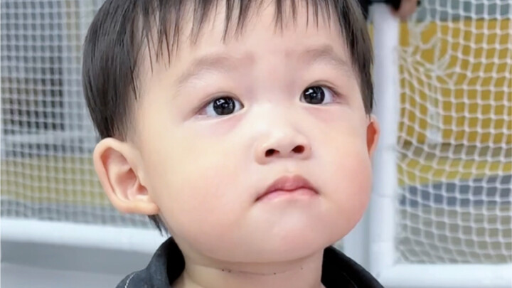 Don’t think a short neck is just cute…