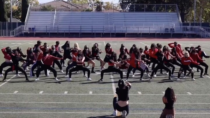 Bagaimana rasanya menari mengikuti lagu "Fever" bersama 30 orang di lingkungan SMA? | SMA Cupertino,