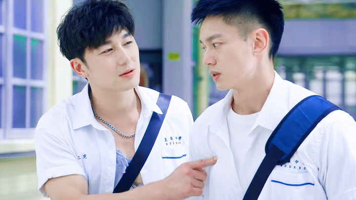 أنا حقاً أضحك حتى الجنون! طالب نقل من سيد الشمال الشرقي وزوجة رقيقة من تايوان ومتنمر المدرسة... يا إ