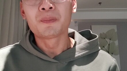 Is the pay high for working as a security guard in Beijing?